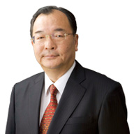 取締役 兼 執行役員 機能材事業本部長 香山　和正