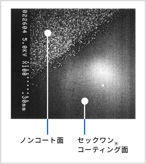 SEM観察の画像：セックワンRをコーティングしたガラスビーズを接触させた血液は凝固するまでの時間が延長した