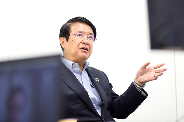 楢原誠慈
